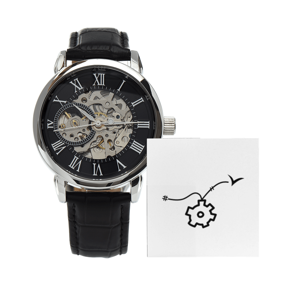 Montre ajourée avec boite en acajou personnalisée